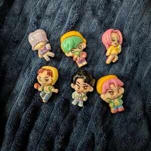 Set of 7 K-pop DYI Saja Boys